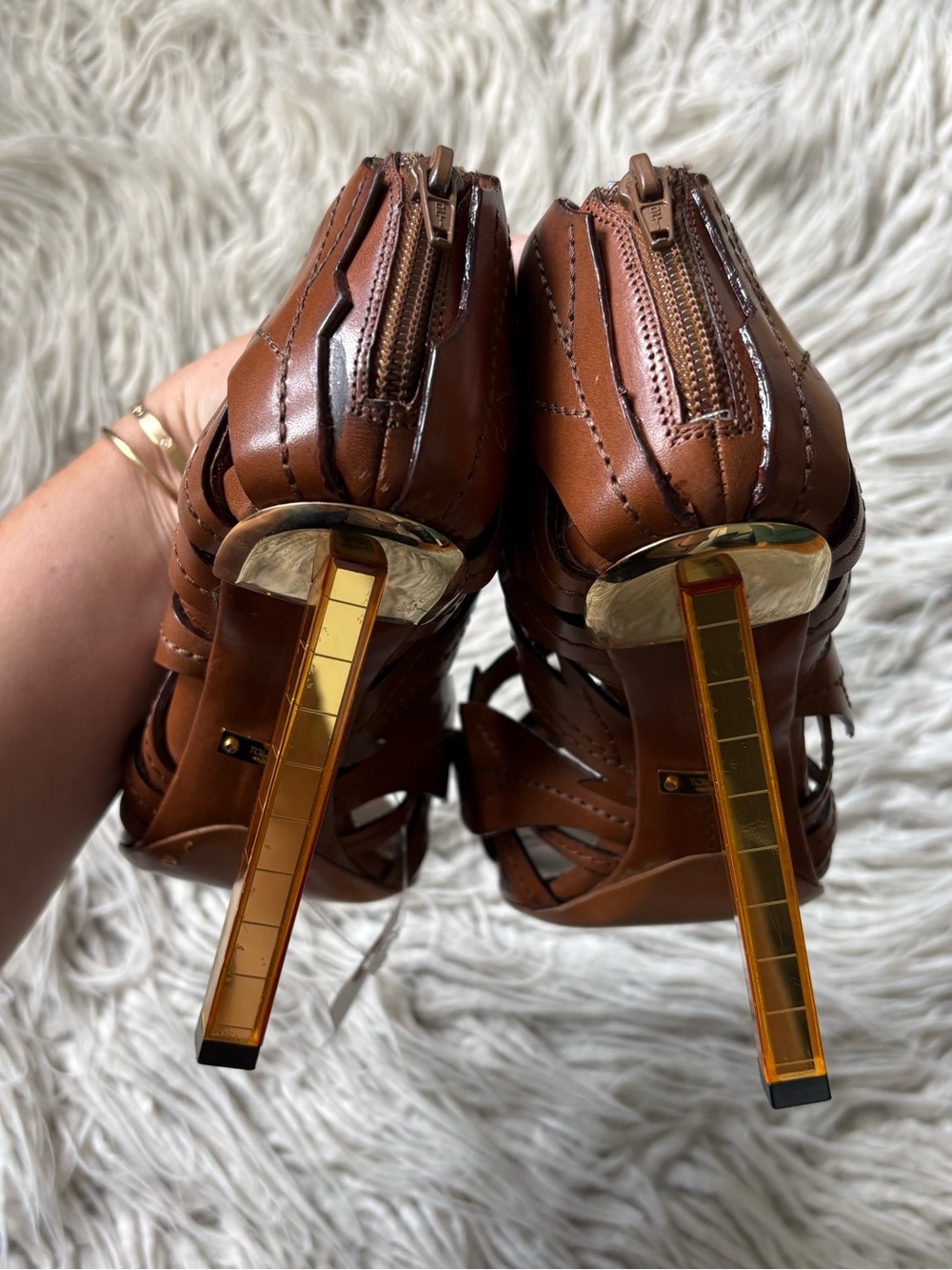 Tom Ford Leaf Laser Cut Stitched Brown Leather Geometric Plexi Heel Sandals 37 - Picture 4 of 9